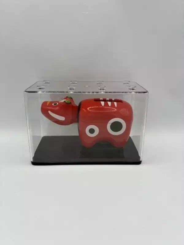 「福島のお土産に新定番！？光でゆらゆら動く「ソーラー赤べこ」が可愛い」の画像