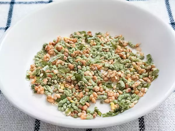 「「ふりかけない理由がないふりかけのおにぎり」とは？自治体×テクノロジー・ご当地食材で進化する次世代グルメ」の画像