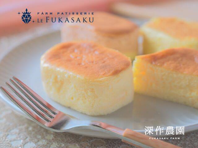【完熟メロンの詰め放題】メロン半玉の贅沢パフェやメロンスイーツも！｜茨城県鉾田市