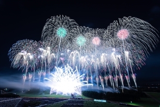 【北海道芸術花火2024】伝統的な花火×音楽が融合！札幌・モエレ沼公園で9月7日開催