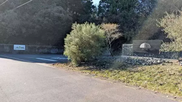 「キャンピングカーユーザーにうれしいRVパーク登場！グランピング リゾート&スパ「ソラス」｜千葉県いすみ市」の画像