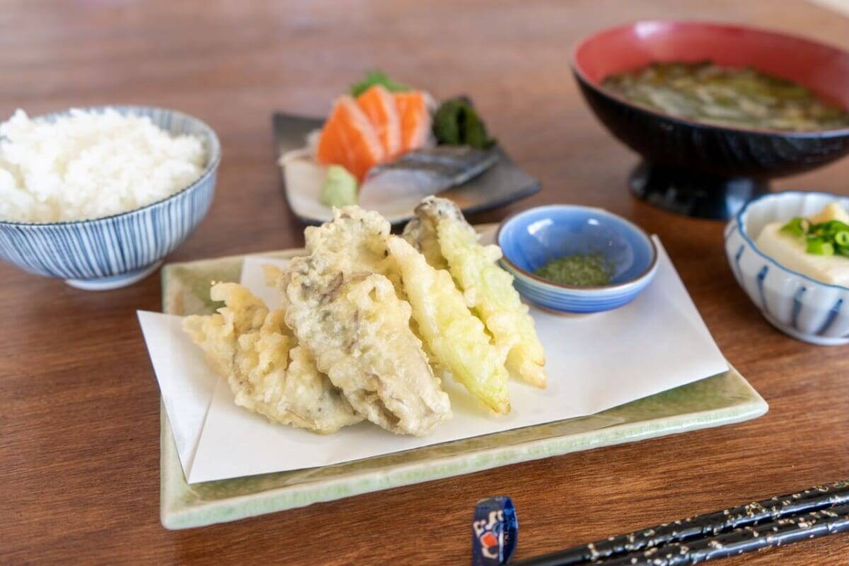 【福井・小浜の伝統食「若狭おばま醤油干し」と海鮮を味わう】鯖濱丼＆穴子濱丼が登場！｜お食事処 濱の四季