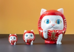 最速レビュー【大分県湯布院に猫づくしの開運ミュージアム誕生！】猫アートと猫グッズの異次元空間「猫猫寺 湯布別院」