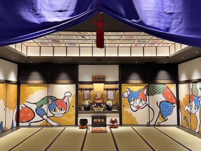 最速レビュー【大分県湯布院に猫づくしの開運ミュージアム誕生！】猫アートと猫グッズの異次元空間「猫猫寺 湯布別院」