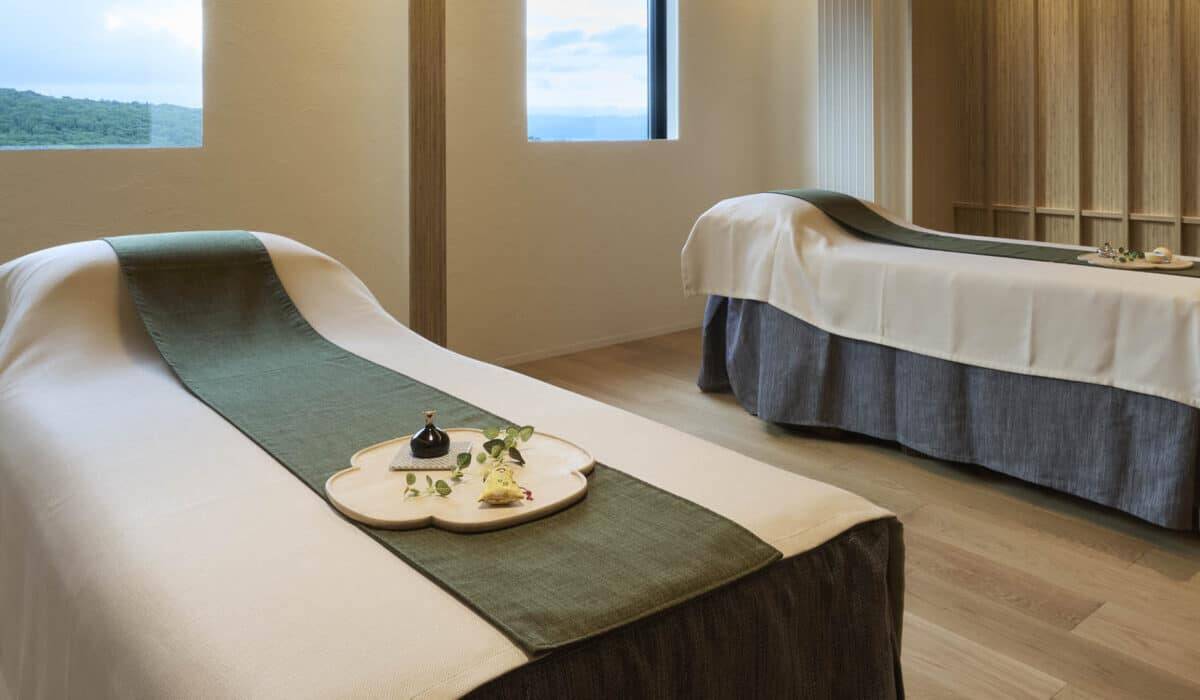 【雲海と天空のインフィニティ温泉！】途方もなく居心地がいい「シャレーアイビーワイス」宿泊記｜北海道ニセコ・花園