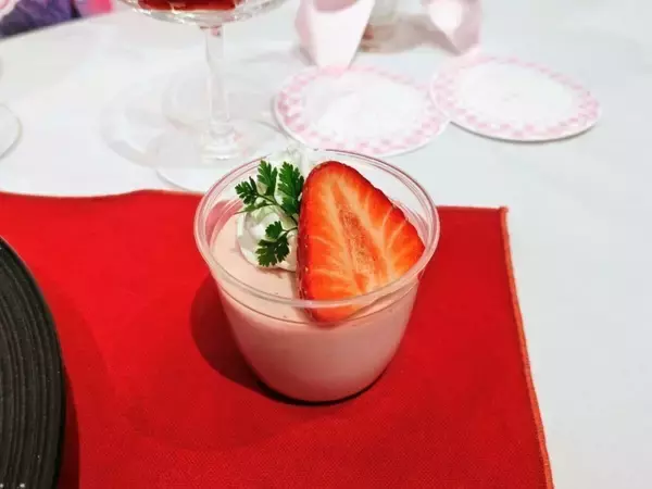 「【岡山発「晴苺（はれいちご）」スイーツフェア2026】首都圏で限定開催！人気インフルエンサー・りーちむさん監修のパフェも登場」の画像