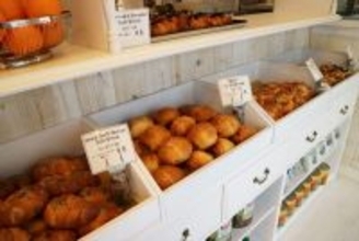 韓国カフェ「MUUN Seoul」原宿本店がリニューアル！塩パンやベーグルなど焼きたてパンが楽しめるベーカリー専門店に