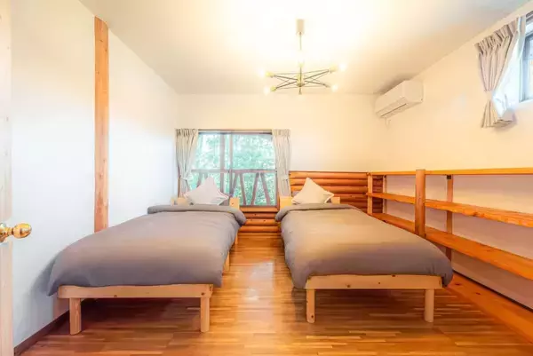 「【最大10名まで宿泊OK】一棟貸しヴィラ「SHELTER.日光」誕生！薪サウナや焚火台・BBQも楽しめる」の画像