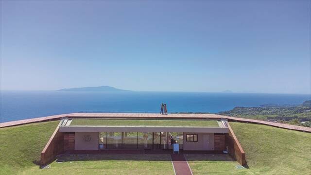 【静岡・伊東の小室山公園でつばき観賞会】3月15日まで！さまざまな椿が咲き誇る