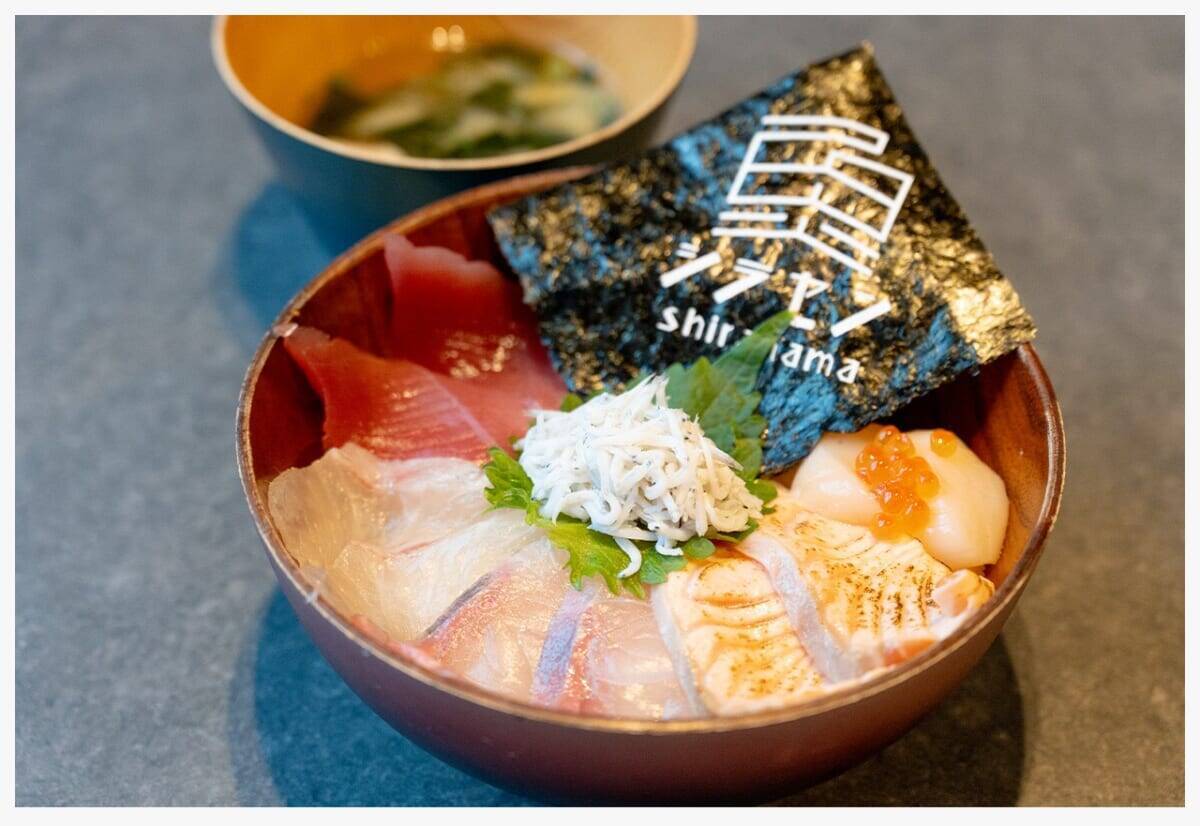 【絶景に癒やされ街にときめく！】進化を続ける白浜・田辺のいまを海とともに巡る旅