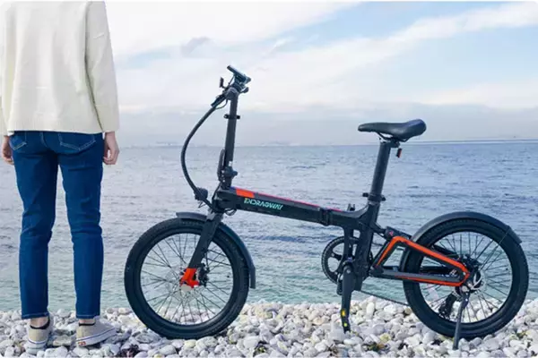 旅先やアウトドアに！軽量＆高持久力の電動アシスト自転車【旅用品流行予想】