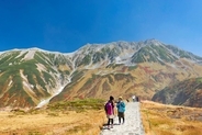 標高2,450mでピアノが弾ける！「立山ストリートピアノ」9月20日から4日間開催｜立山黒部アルペンルート