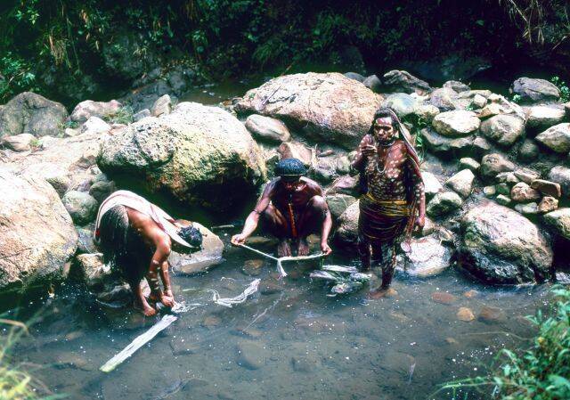 世界各地の塩湖や天日塩田などを追いかけた！片平孝写真展「塩の旅～地球の塩の現場に立つ～」 開催｜東京・墨田区