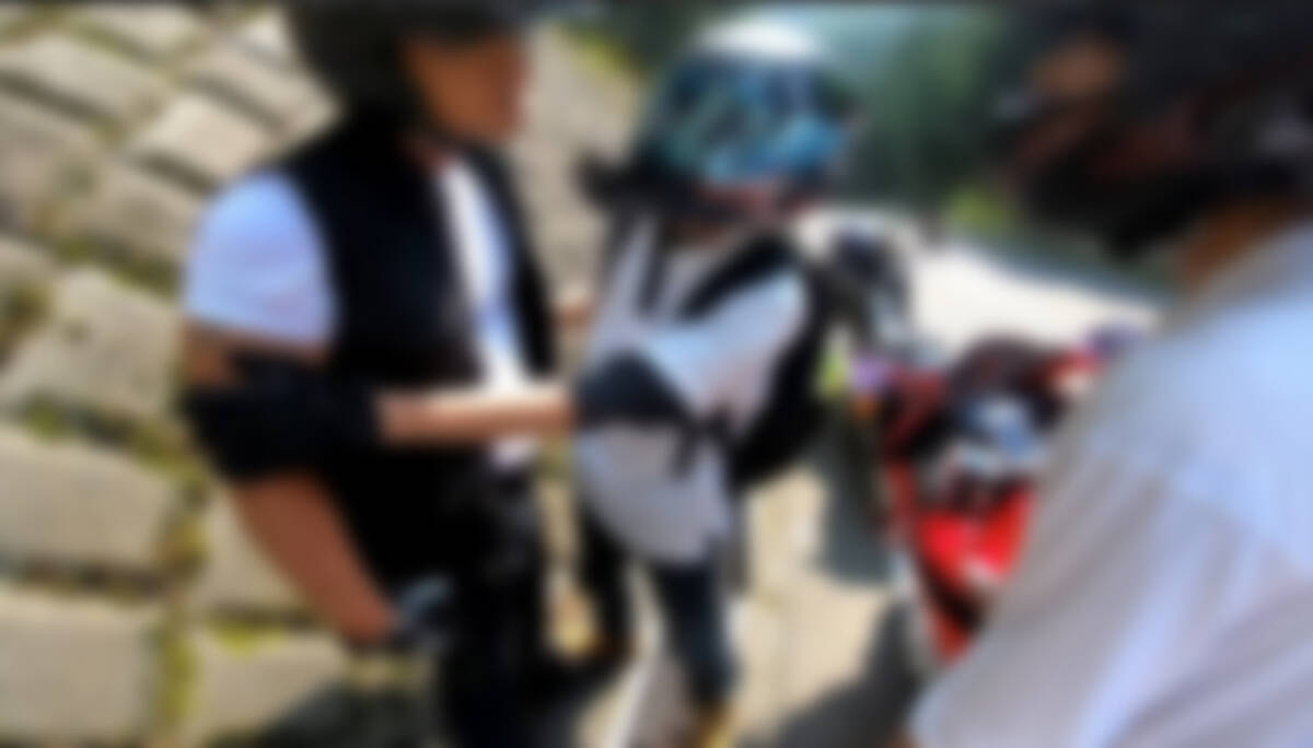 バイク ユーチューバーが対向車に危険行為 トラブルに発展するも動画をアップし依然炎上状態 19年7月31日 エキサイトニュース