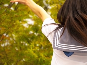 山崎真実（３４歳）　公開したセーラー服姿の可愛さにファン歓喜！
