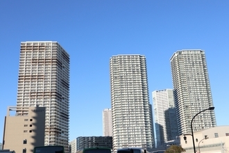東京臨海の高層タワーマンション群で本日未明より謎の大停電　暗闇の中で住人たちは？　昨夜の地震は関係ある？