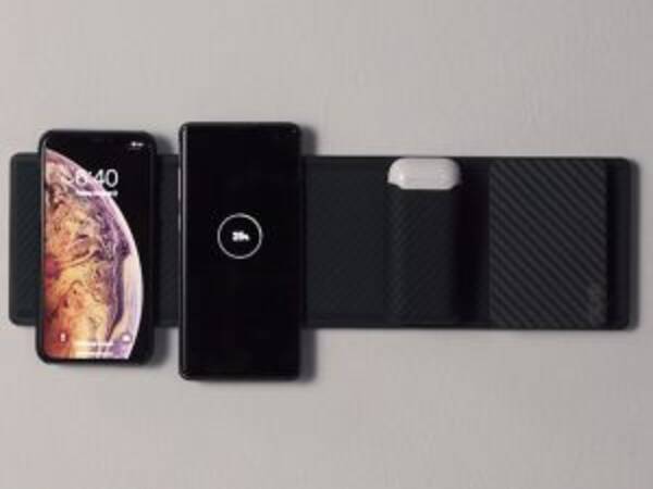 スマホ充電シーンがおしゃれに 壁掛けチャージャー Magez Bar は2台同時充電できる 19年11月8日 エキサイトニュース