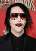 マリリン マンソン 狂気のロッカー のすっぴん顔は余りにもフツーだった 13年10月12日 エキサイトニュース マリリン マンソン 狂気のロッカー のすっぴん顔は余りにもフツーだった 13年10月12日 エキサイトニュース