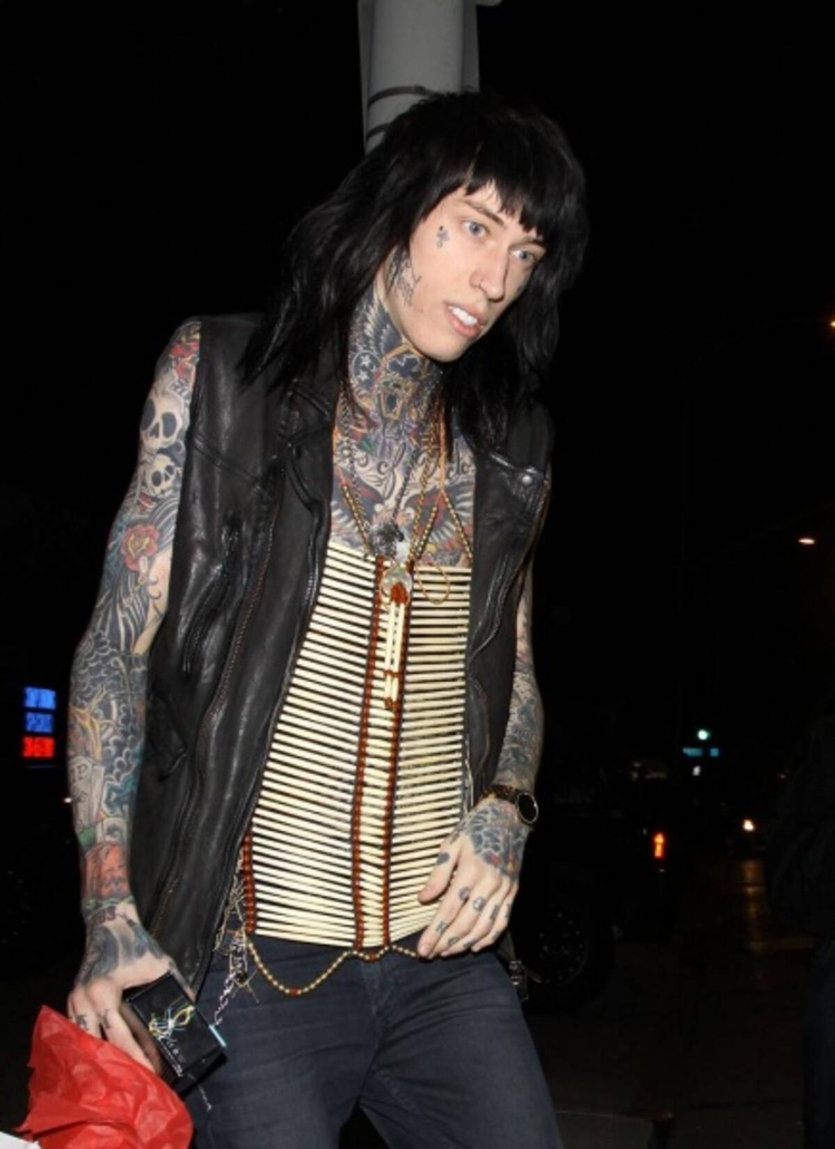 イタすぎるセレブ達 これは怖い マイリーの兄 トレイス サイラスが仰天の新タトゥー 12年5月11日 エキサイトニュース イタすぎるセレブ達 これは怖い マイリーの兄 トレイス サイラスが仰天の新タトゥー 12年5月11日 エキサイトニュース