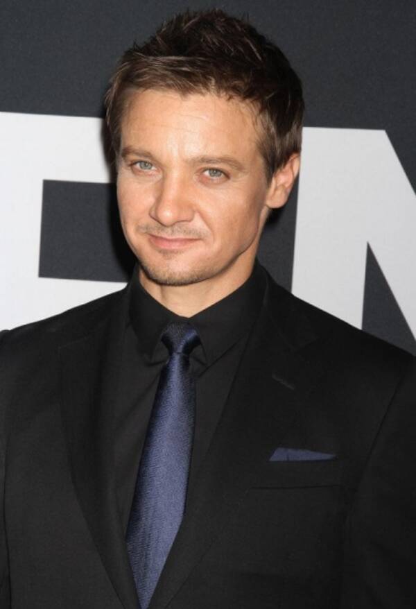 才能ゼロの愚か者 苦労人 俳優ジェレミー レナーがカーダシアン家を一刀両断 12年8月19日 エキサイトニュース