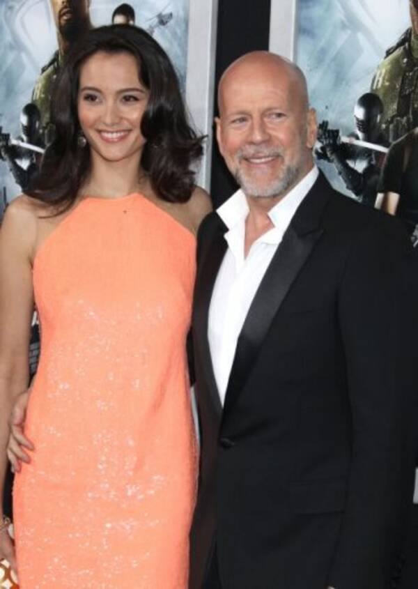 やはり不仲のまま デミ ムーア 娘の大学卒業式に出席せず 13年5月28日 エキサイトニュース やはり不仲のまま デミ ムーア 娘の大学卒業式に出席せず 13年5月28日 エキサイトニュース