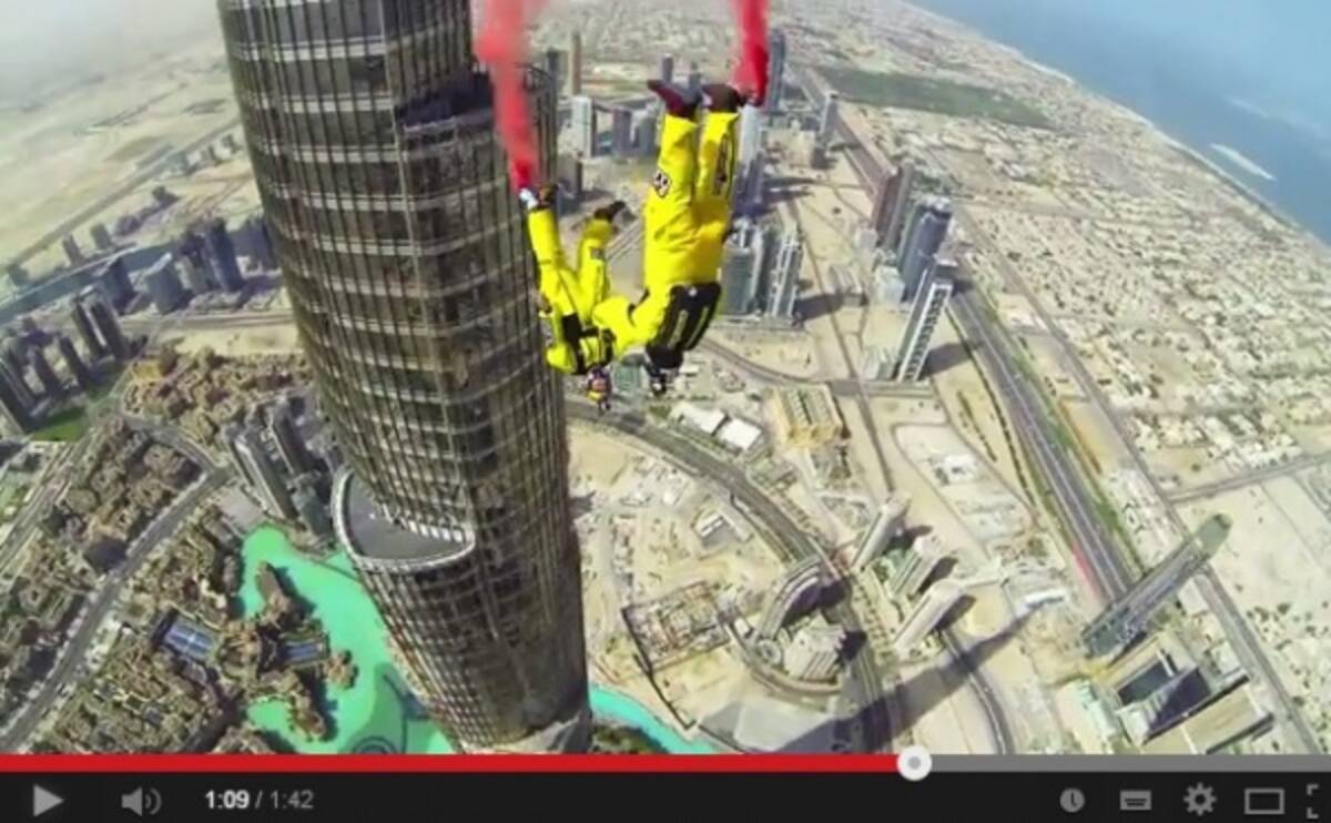 世界一高いビル ドバイの ブルジュ ハリファ からダイビングするとこうなる 動画あり 14年4月25日 エキサイトニュース