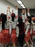 橋本環奈の『Rev. from DVL』が“博多どんたく2014”の本舞台に登場。HKT48は出演せず。