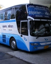 タイのバス、女性乗務員の20％が紙オムツ着用。トイレ休憩すら惜しんで長時間労働。