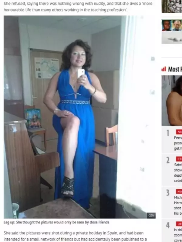 自主　全裸　投稿 自撮りの全裸写真をFacebookに投稿した40歳女性教師。（露） (2014年8月20日) - エキサイトニュース