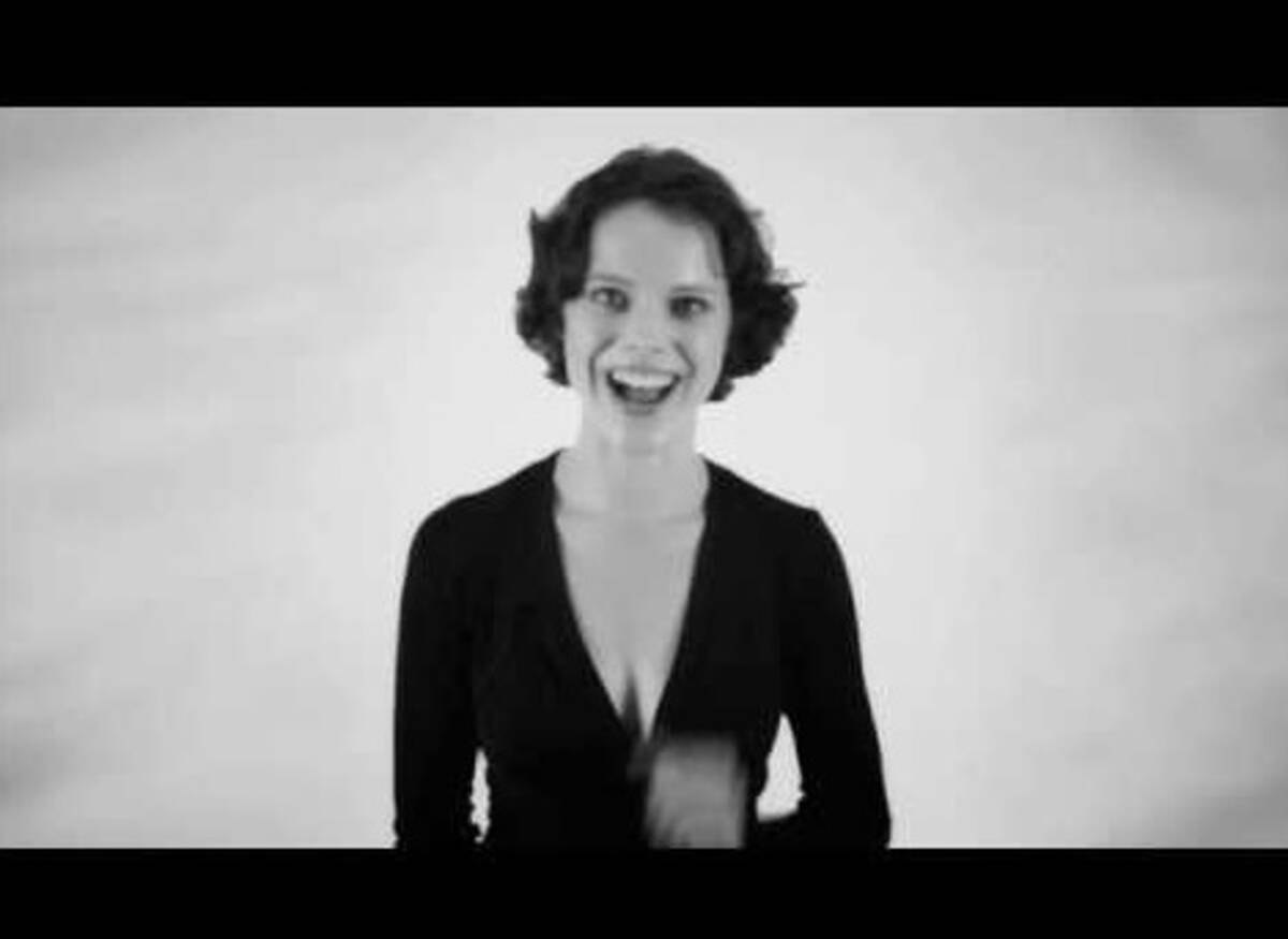 かつて聞いたこともない歌声 ドイツ人女性歌手の驚きの多重歌唱法 動画あり 14年10月7日 エキサイトニュース