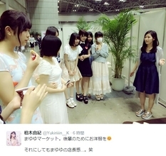 AKB48・渡辺麻友の“まゆマーケット”が大盛況。若手メンバーが殺到する。