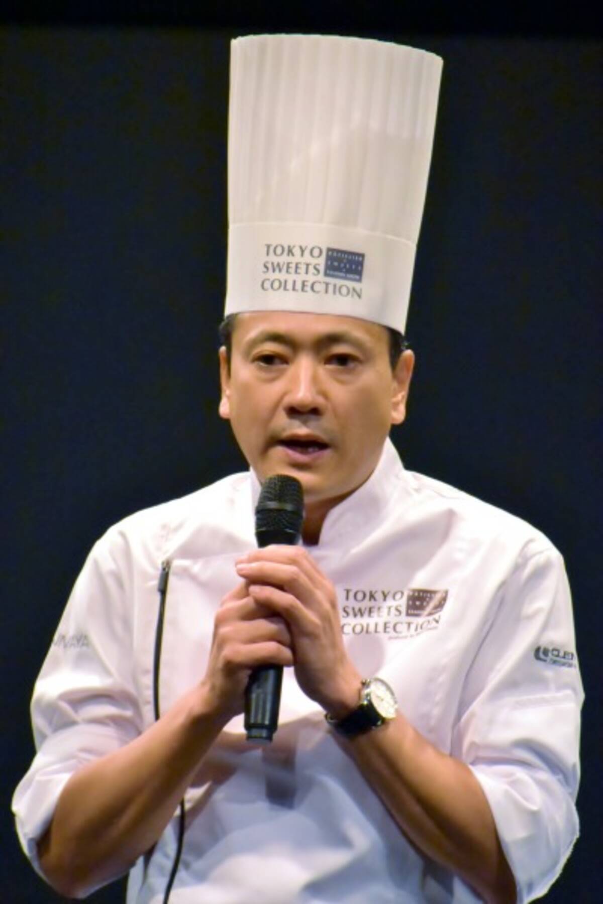 鎧塚俊彦 大事な時は 女房と なお美さんの想いを腕に 15年11月15日 エキサイトニュース 鎧塚俊彦 大事な時は 女房と なお美さんの想いを腕に 15年11月15日 エキサイトニュース