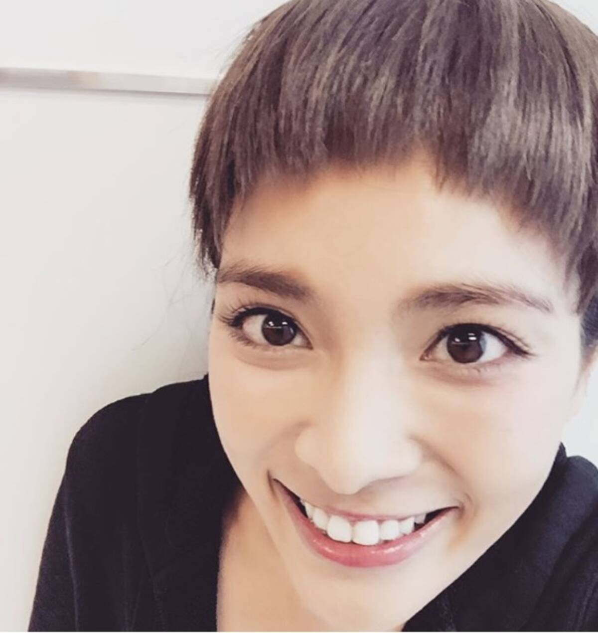 秋元才加が 前髪パッツン に 可愛い と大好評
