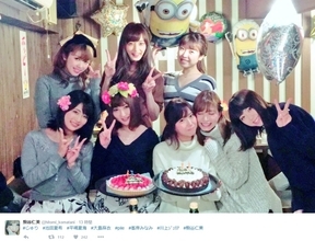 AKB48OG・駒谷仁美の誕生日を大島麻衣、平嶋夏海、川上ジュリアらが祝福。