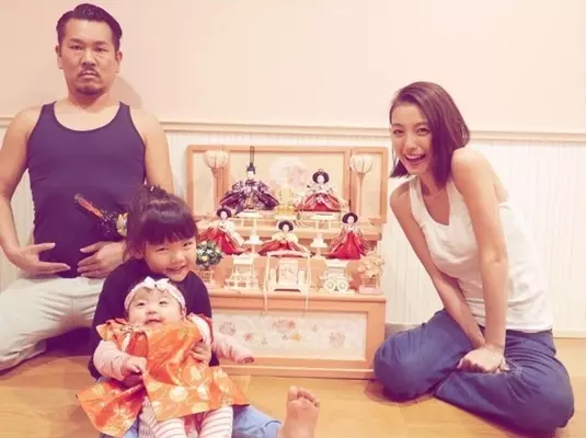 木下優樹菜 夫 フジモンの Big Face パーカー家族ショットに反響 いいですね 19年1月8日 エキサイトニュース