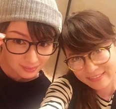 鈴木砂羽と吉瀬美智子、2ショットに「久々のオトナ女子！」