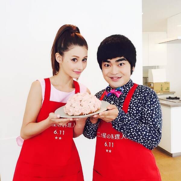 ダレノガレ明美と並んだ加藤諒に驚嘆 顔でかっ 眉毛太すぎ 16年6月9日 エキサイトニュース