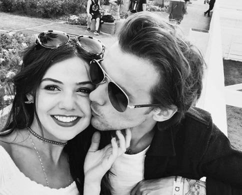 ルイ トムリンソン 恋人エレノア カルダーとの 婚約のウワサ に反応 年1月28日 エキサイトニュース