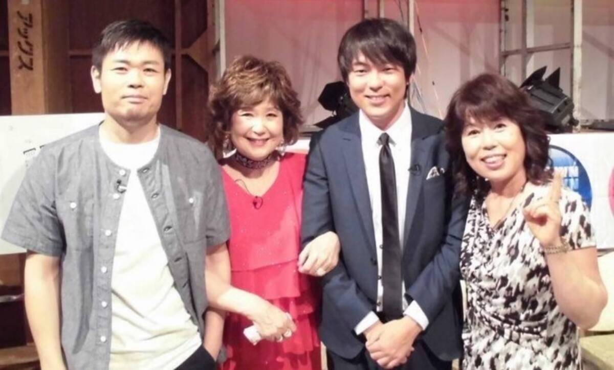 品川祐と村本大輔 母親同伴4ショットで 仲直り 16年7月日 エキサイトニュース