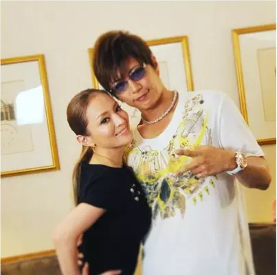 浜崎あゆみの 化けの皮 が Gacktと セット売り で 格付けチェック の相方に 16年8月9日 エキサイトニュース