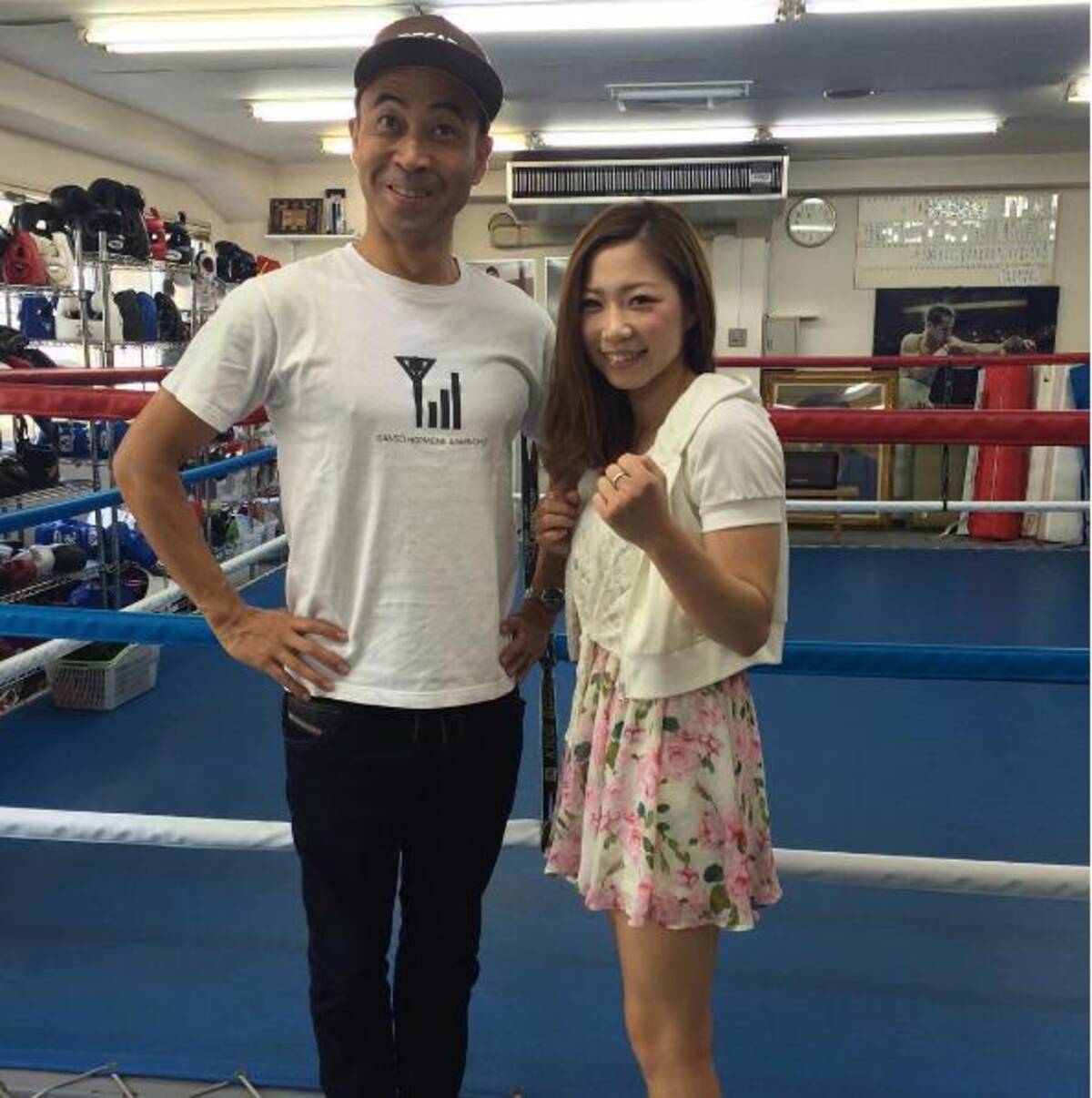 ワッキー 美人プロボクサーとツーショット 受信中ですね と突っ込まれる 16年8月1日 エキサイトニュース