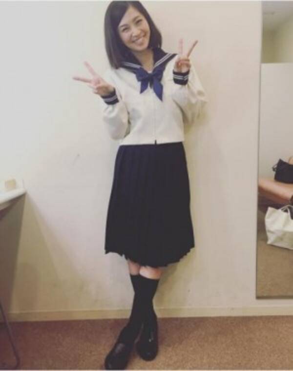 妊婦 安田美沙子 昭和のセーラー服 姿に 違和感ない の声 16年11月21日 エキサイトニュース