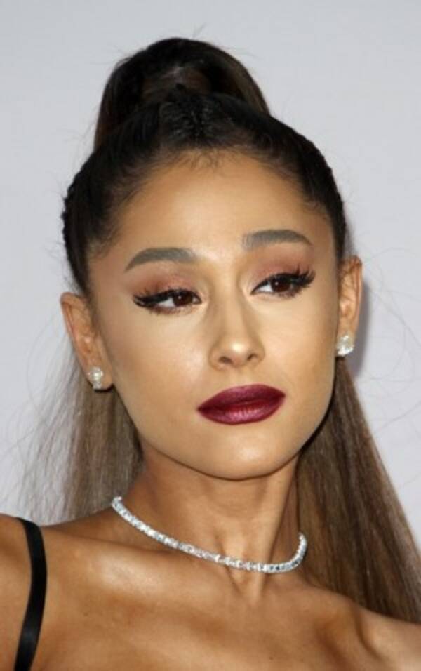 アリアナ グランデが男性ファンに激怒 私はモノじゃない クイーンなのよ 16年12月31日 エキサイトニュース