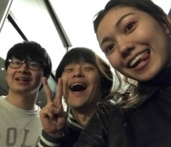 バカリズム オードリー若林 二階堂ふみと笑顔あふれる3ショット公開 こんな顔久しぶりにみた 17年2月14日 エキサイトニュース