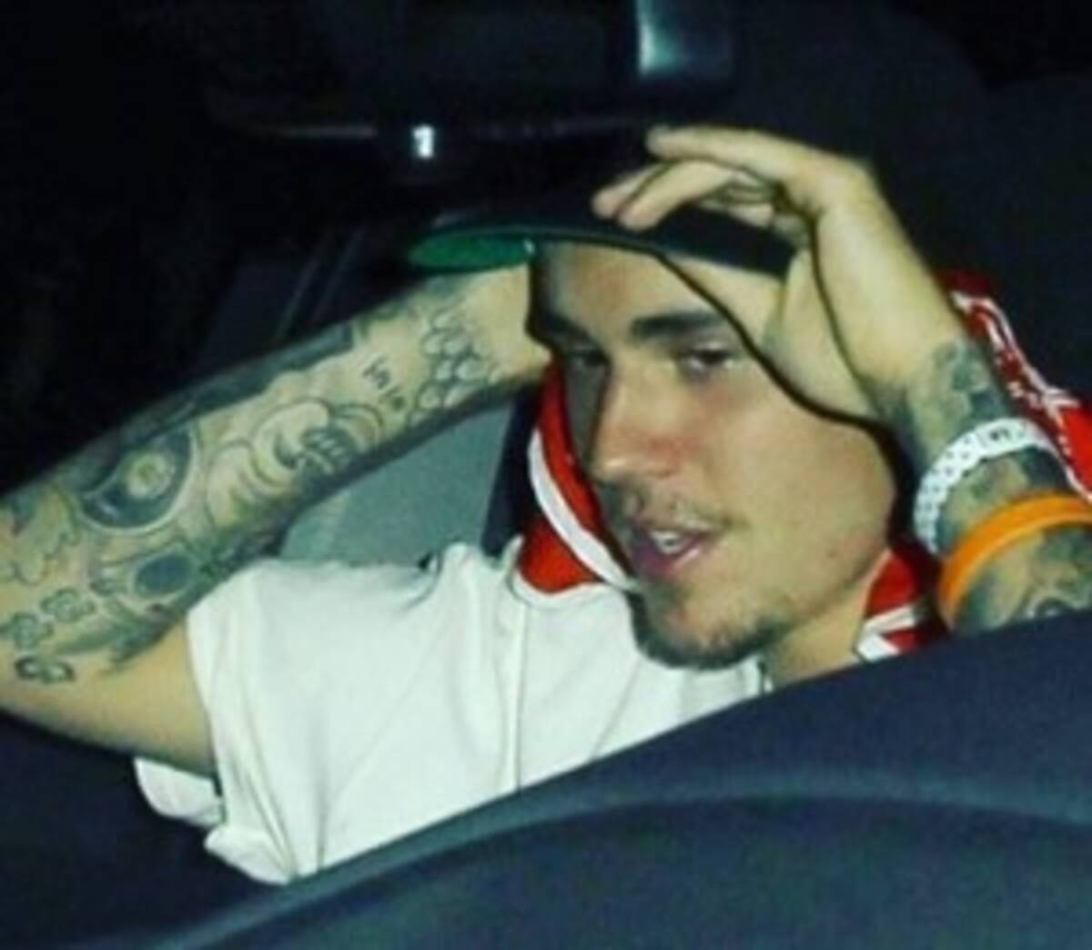 ジャスティン ビーバー Snsで見つけた美女に この子は誰 尋ねるもフラれる 17年8月14日 エキサイトニュース