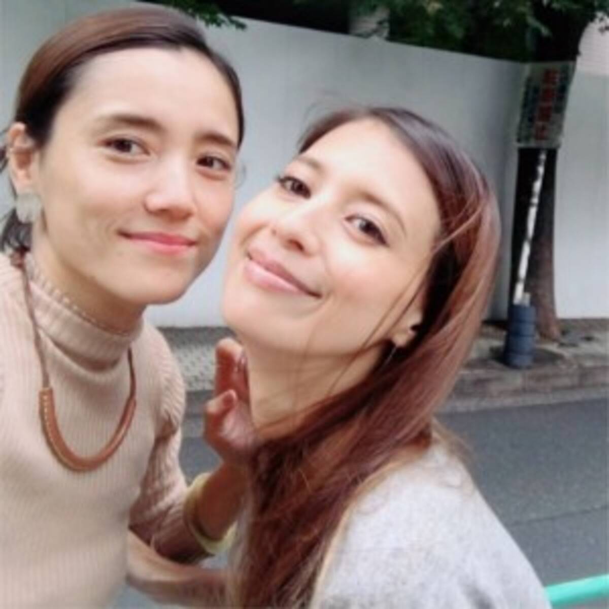 吉川ひなの 一色紗英 2ショットに 二人とも本当に変わらない の声 17年10月3日 エキサイトニュース