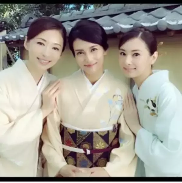 「柴咲コウ、松雪泰子、北川景子が再びCM共演　着物姿に「まさに日本の美」」の画像