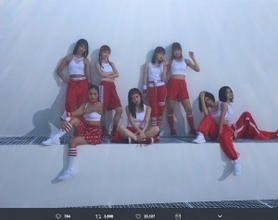 山本彩×松井珠理奈がコラボ　AKB48“ダンス選抜”『野蛮な求愛』MVが新鮮
