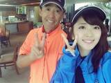 「元℃-ute鈴木愛理、プロゴルファーの父に同行し台湾へ「ゴルフをやりたくなった」」の画像1