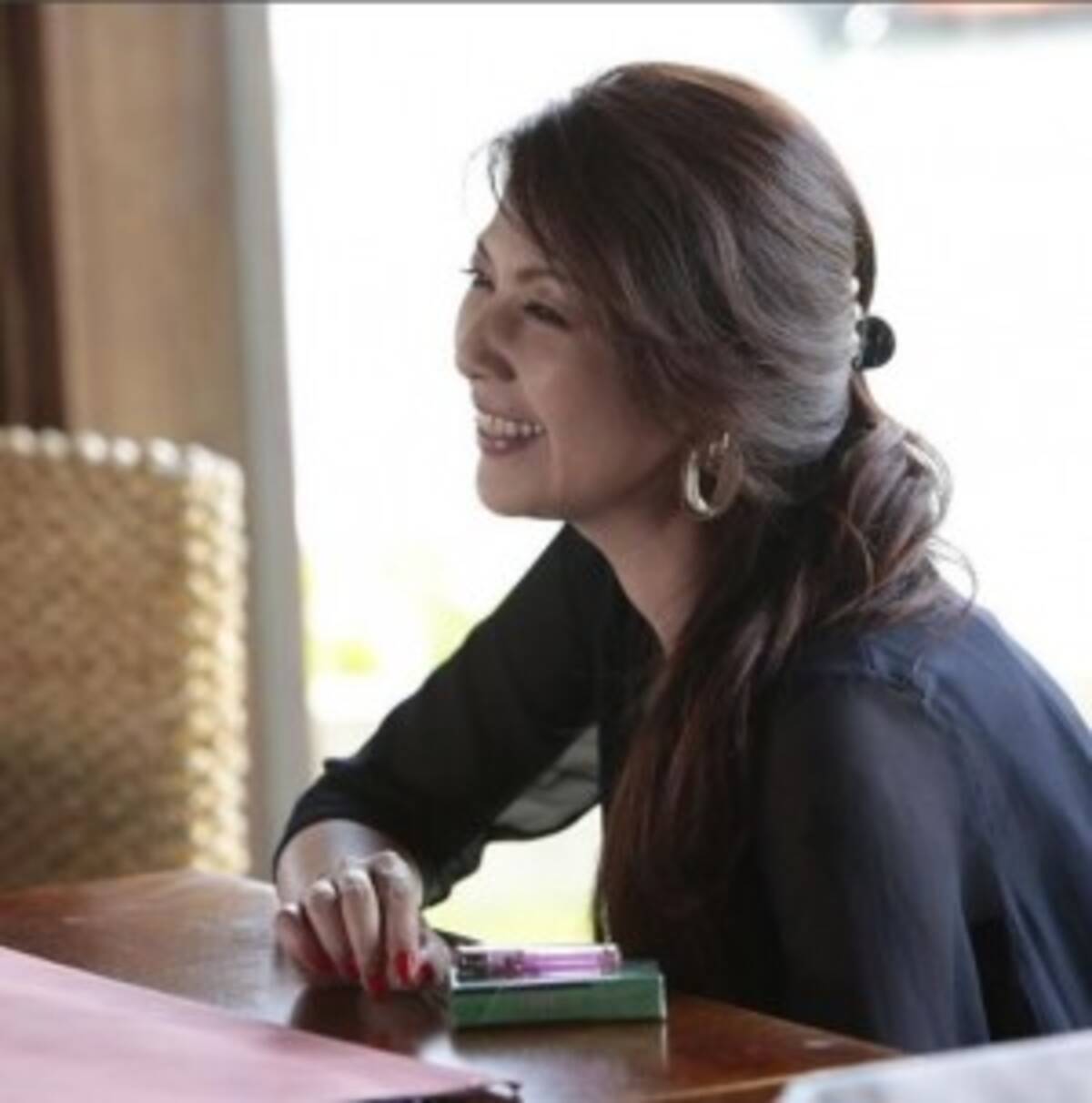 飯島直子の存在感に期待 映画 巫女っちゃけん で主人公の母親役 17年11月25日 エキサイトニュース